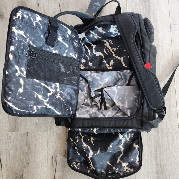 Under Armour UA Project Rock  Backpack Black Gold  1376459 002 - Picture 9 of 11